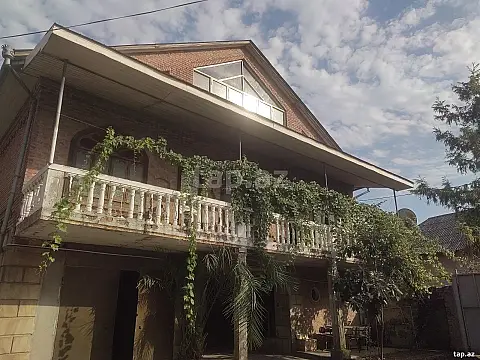 Kirayə verilir 5 otaqlı həyət evi 228 m² — Lənkəran 5 otaq 228.00 m²