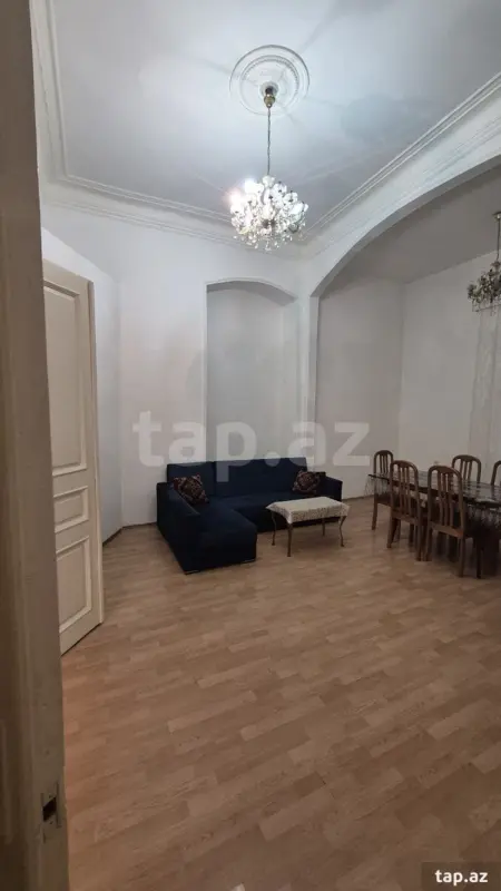 Kirayə verilir 2 otaqlı mənzil 70 m²
