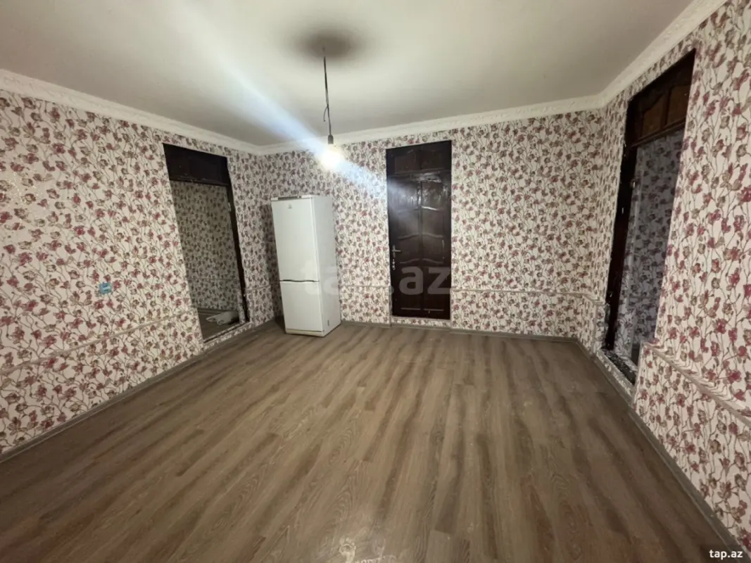 Kirayə verilir 4 otaqlı həyət evi 900 m²