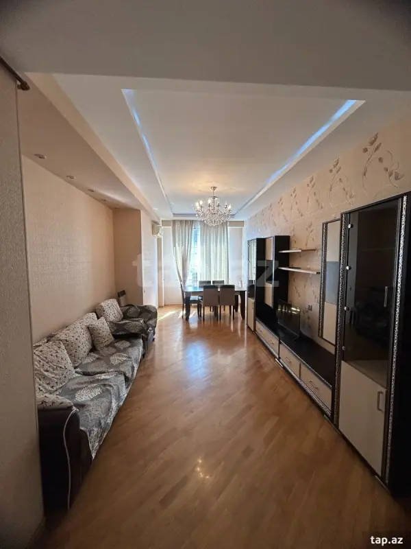 Kirayə verilir 3 otaqlı yeni tikili 90 m²