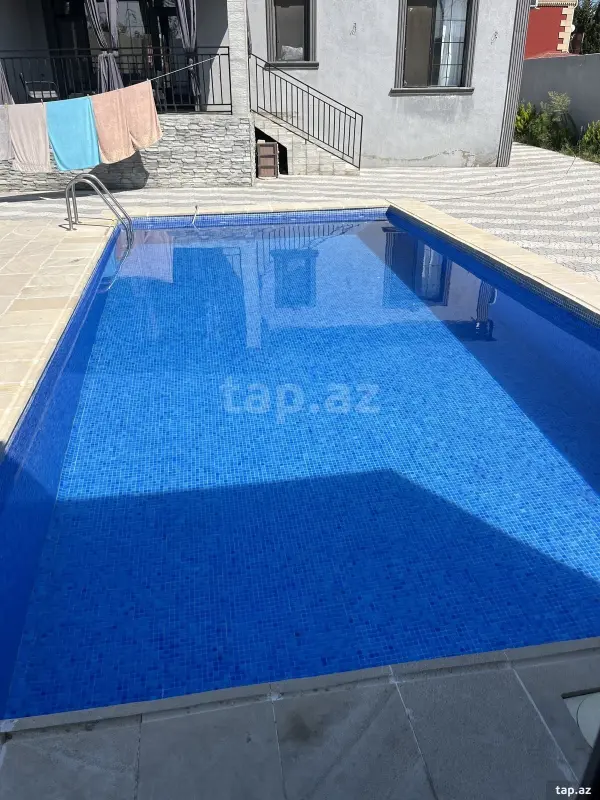 Kirayə verilir 4 otaqlı həyət evi 200 m²