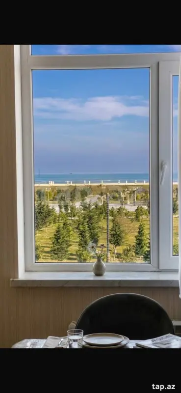 Kirayə verilir 2 otaqlı yeni tikili 80 m²