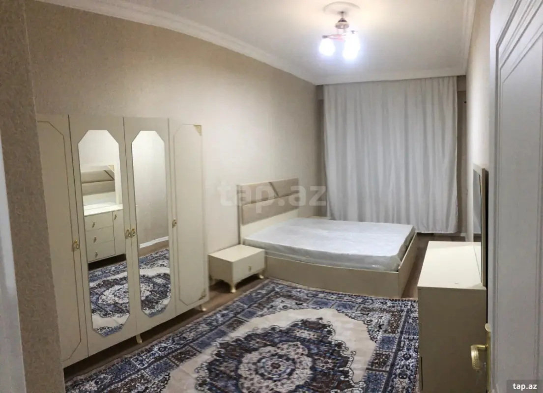 Kirayə verilir 2 otaqlı yeni tikili 72 m²