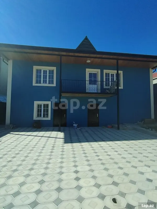 Satılır 7 otaqlı həyət evi 208 m²
