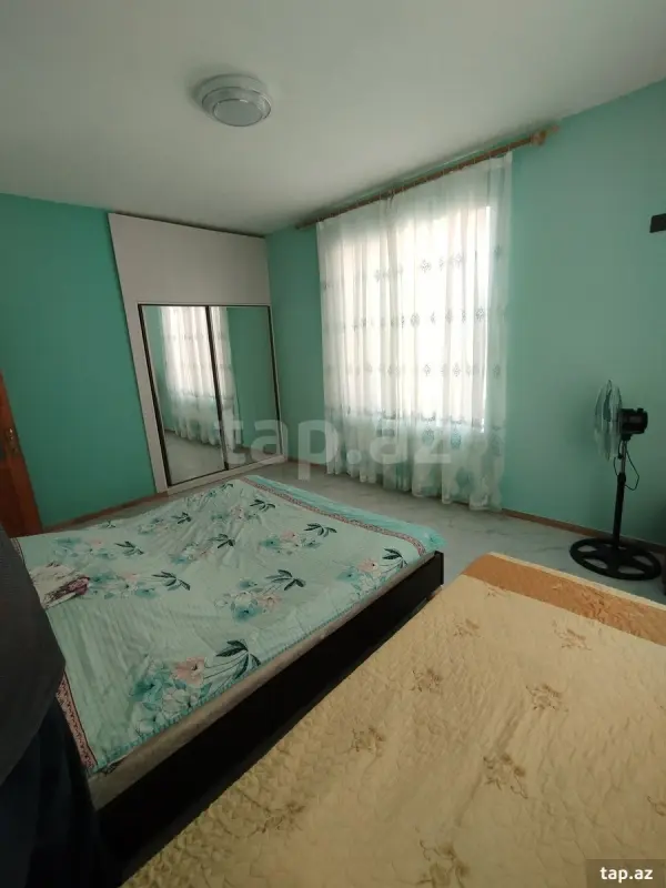 Kirayə verilir 4 otaqlı yeni tikili 160 m²