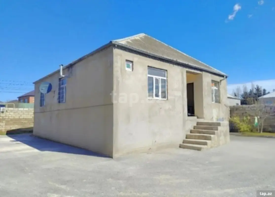 Satılır 5 otaqlı həyət evi 160 m²