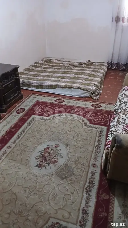 Kirayə verilir 1 otaqlı həyət evi 40 m²