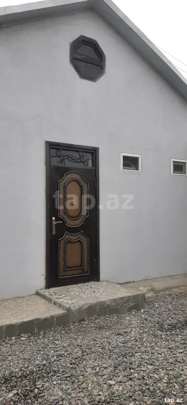 Kirayə verilir 2 otaqlı həyət evi 90 m²
