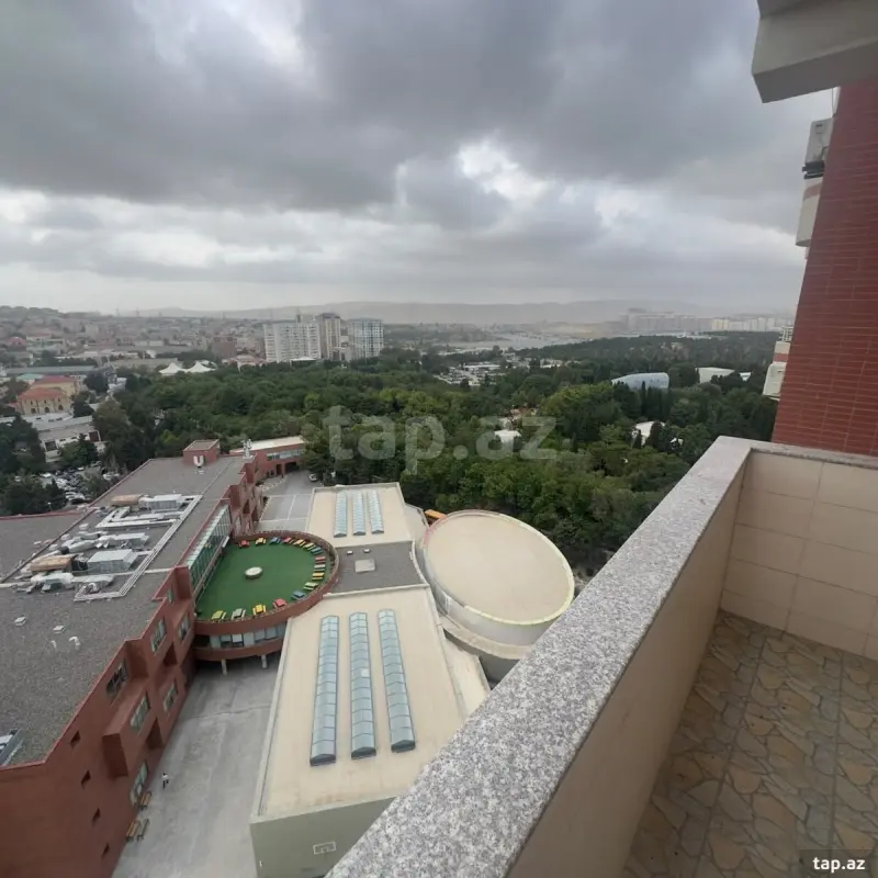 Satılır 3 otaqlı yeni tikili 151 m²