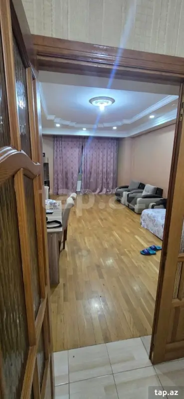 Satılır 4 otaqlı yeni tikili 130 m²