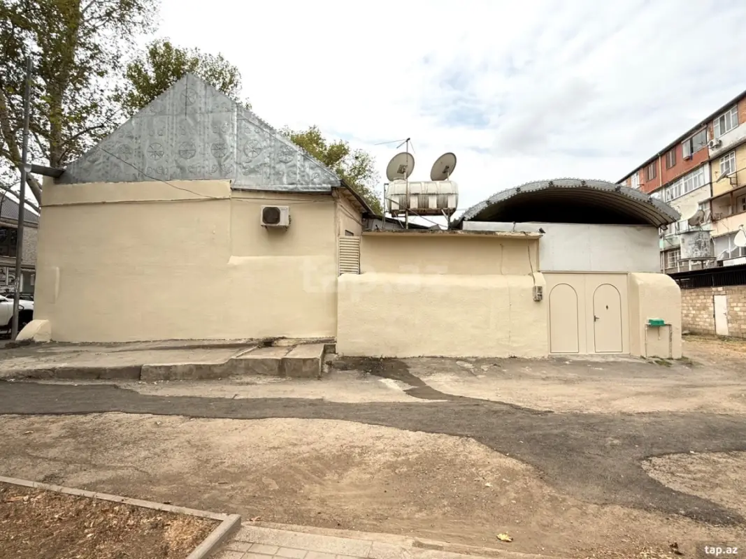 Satılır 4 otaqlı həyət evi 65 m²