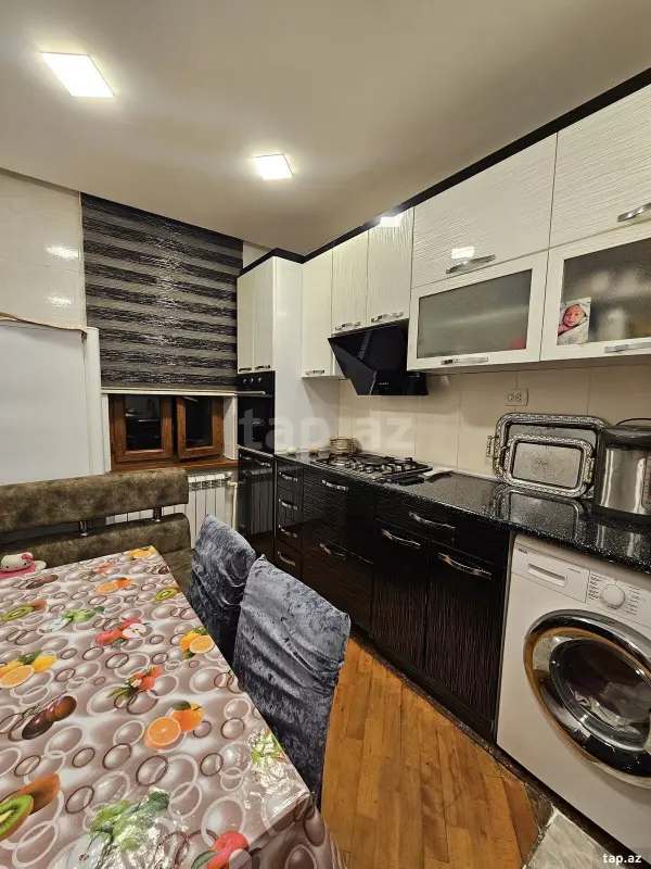 Satılır 4 otaqlı mənzil 86 m²
