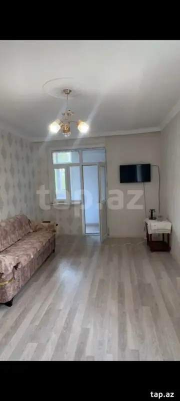 Kirayə verilir 2 otaqlı mənzil 42 m²