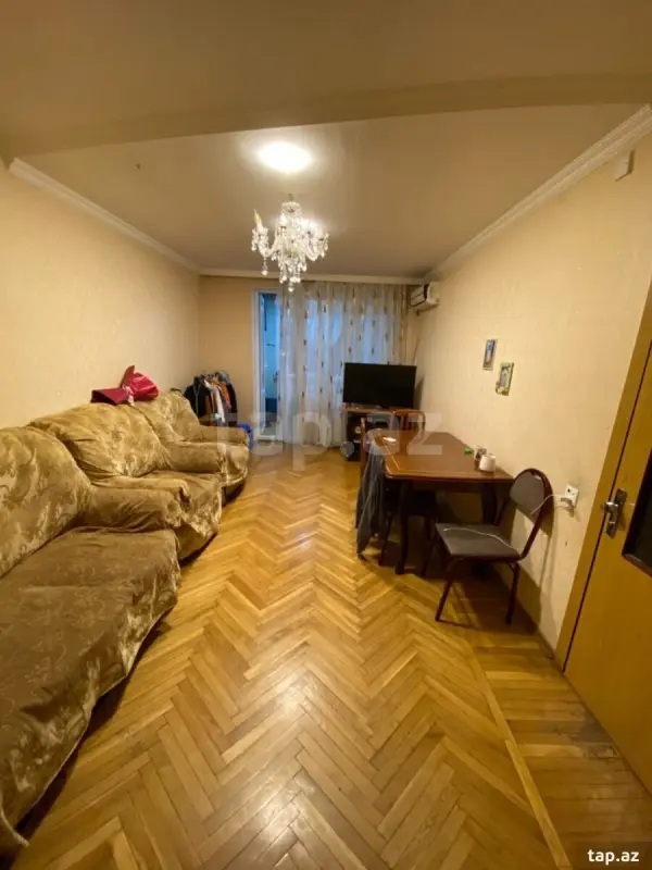 Satılır 3 otaqlı mənzil 105 m²