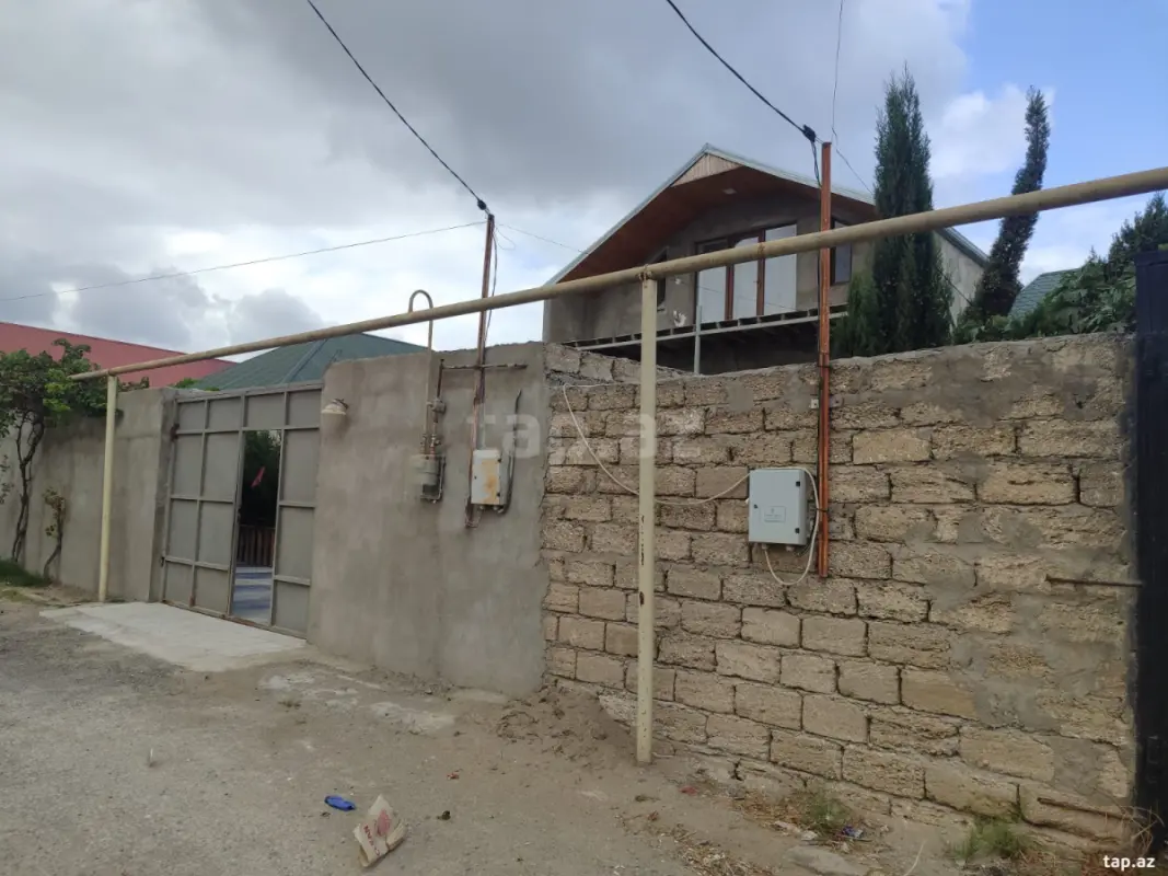 Satılır 4 otaqlı həyət evi 170 m²