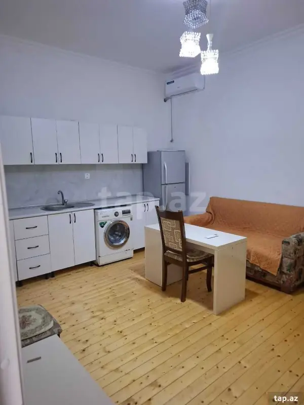 Kirayə verilir 2 otaqlı həyət evi 40 m²