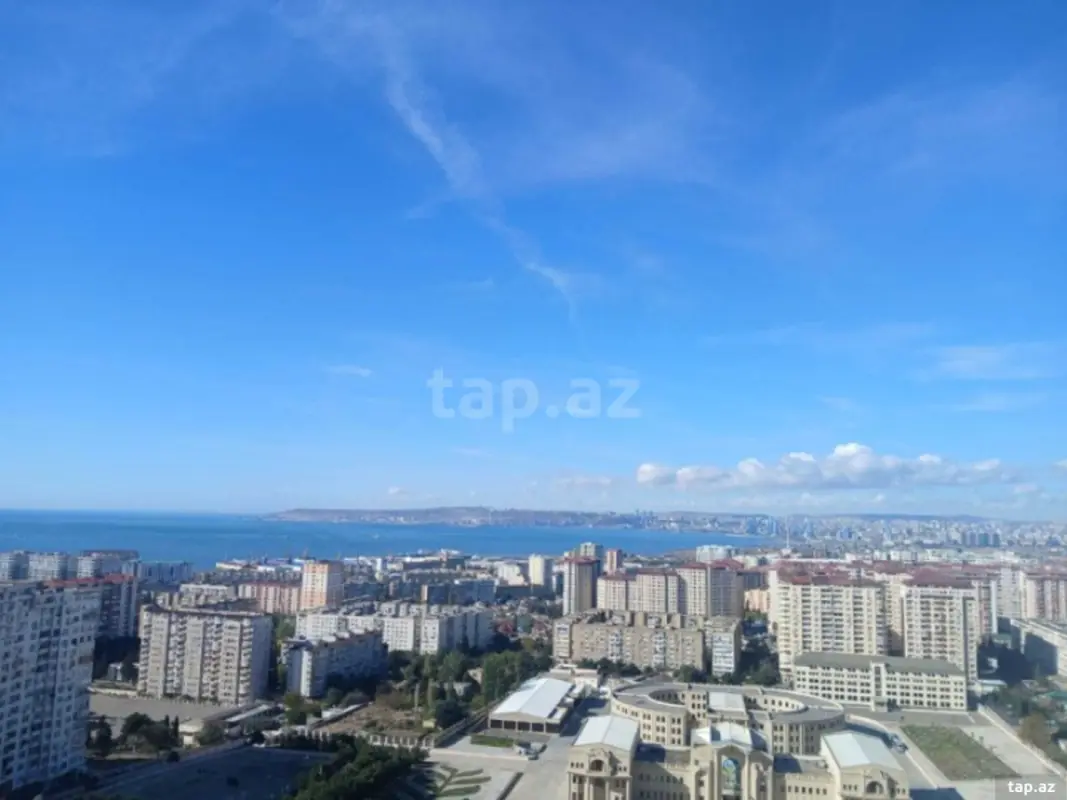 Satılır 3 otaqlı yeni tikili 110 m²