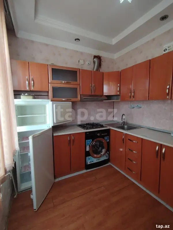 Kirayə verilir 2 otaqlı yeni tikili 70 m²