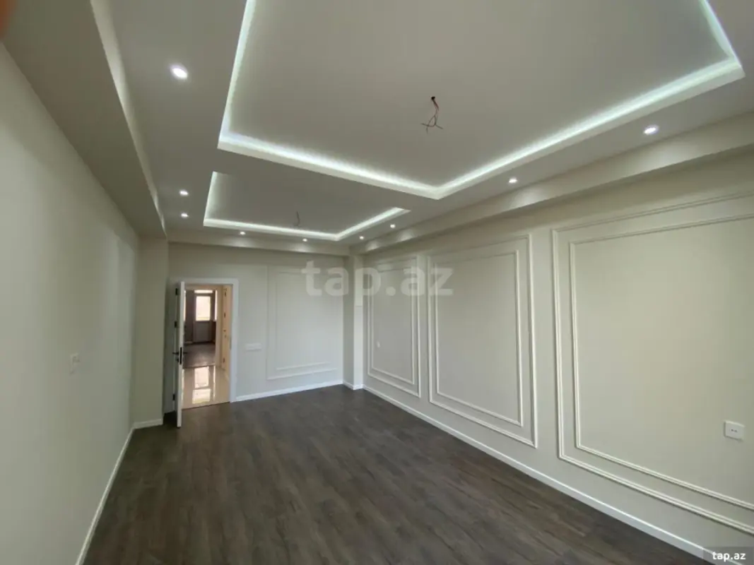 Satılır 3 otaqlı yeni tikili 115 m²