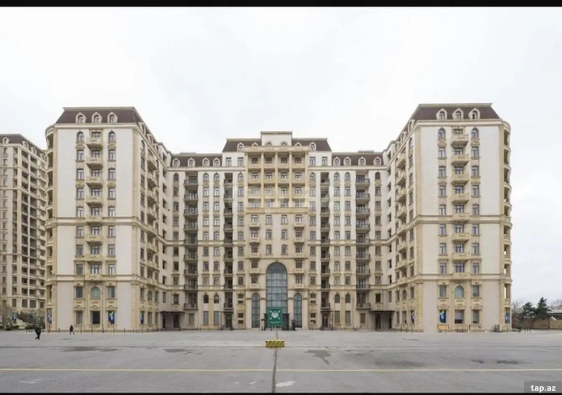 Kirayə verilir 2 otaqlı yeni tikili 109 m²