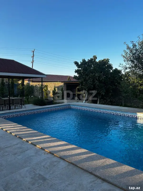 Kirayə verilir 4 otaqlı həyət evi 140 m²
