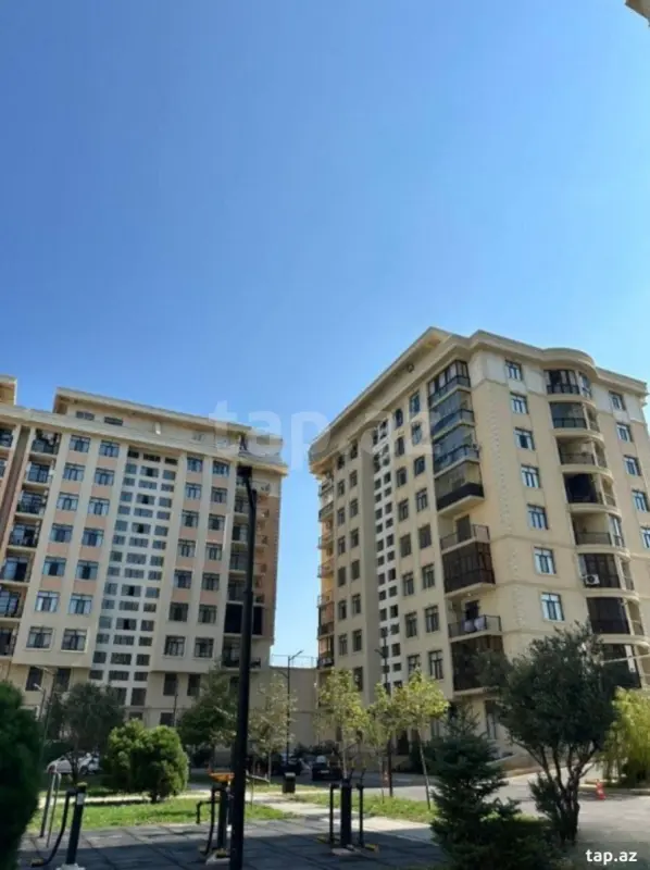 Satılır 2 otaqlı yeni tikili 98 m²