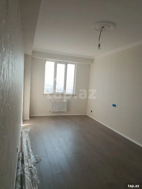 Kirayə verilir 2 otaqlı yeni tikili 65 m²