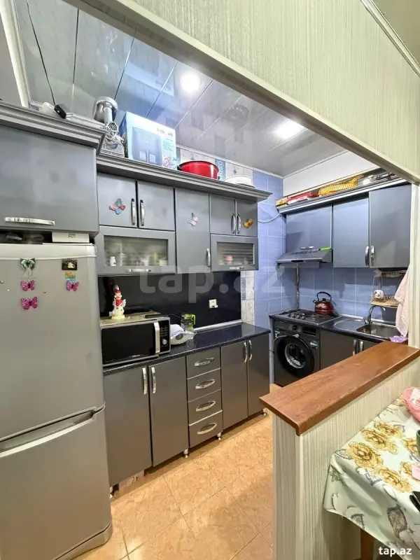 Satılır 3 otaqlı yeni tikili 75 m²