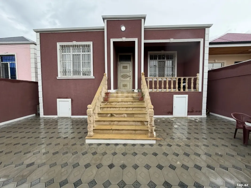 Satılır 4 otaqlı həyət evi 117 m²