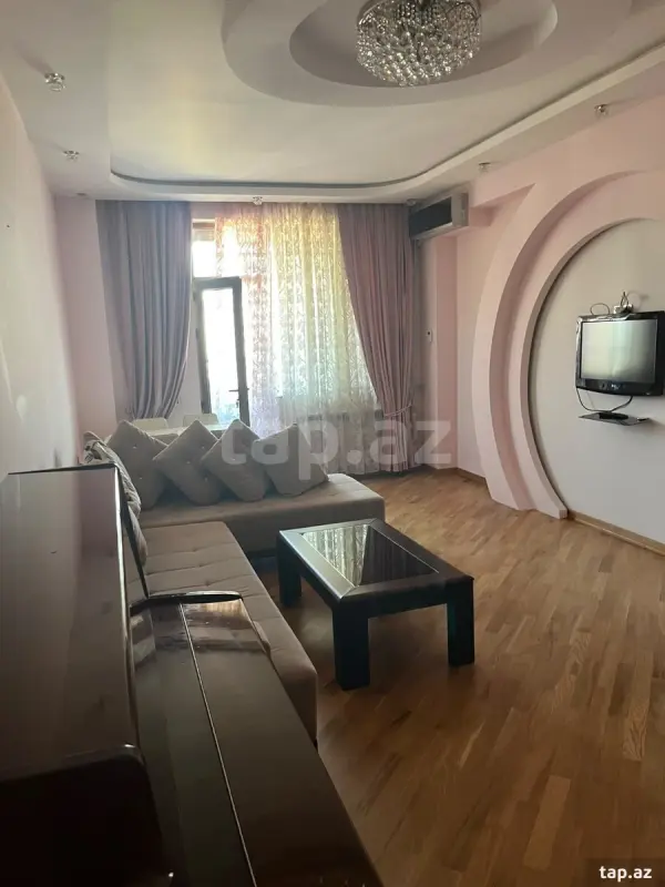 Kirayə verilir 2 otaqlı yeni tikili 90 m²