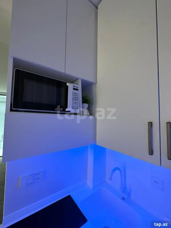 Satılır 3 otaqlı yeni tikili 50 m²