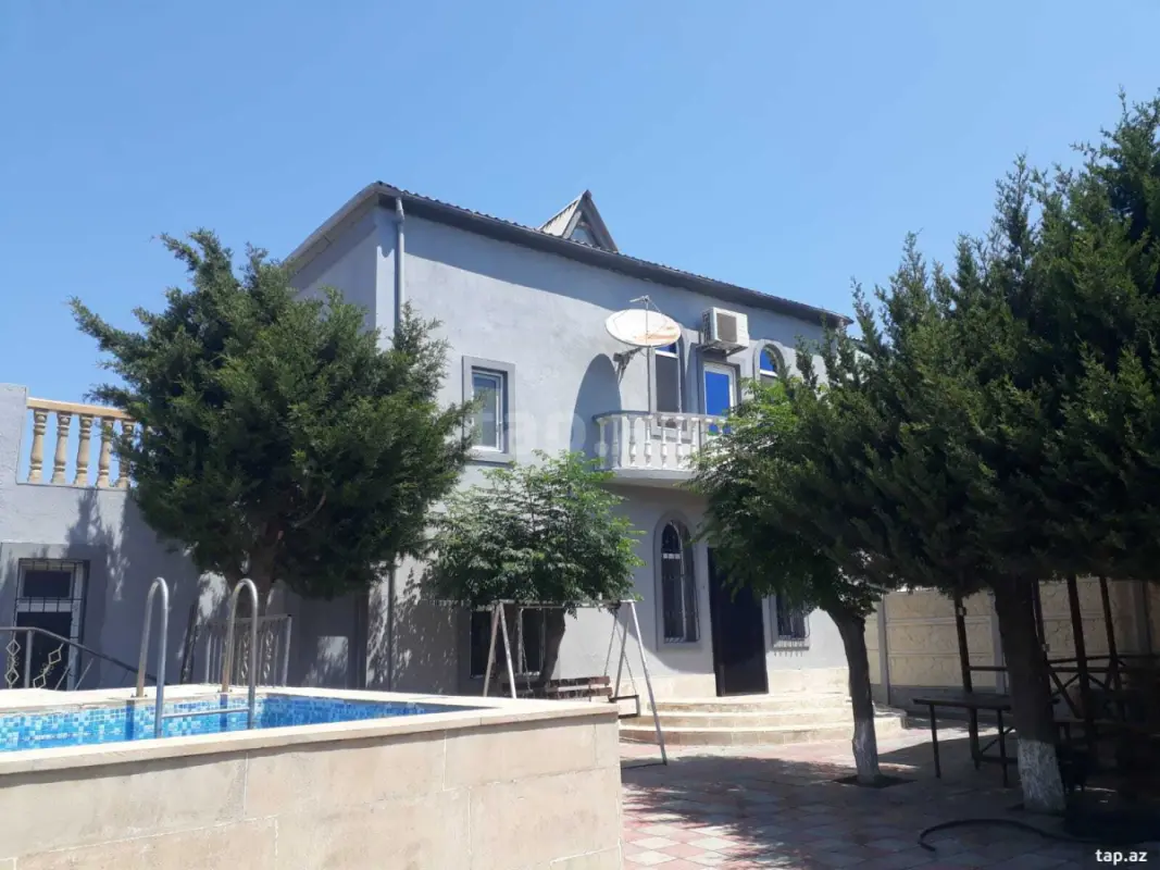 Kirayə verilir 5 otaqlı həyət evi 250 m²
