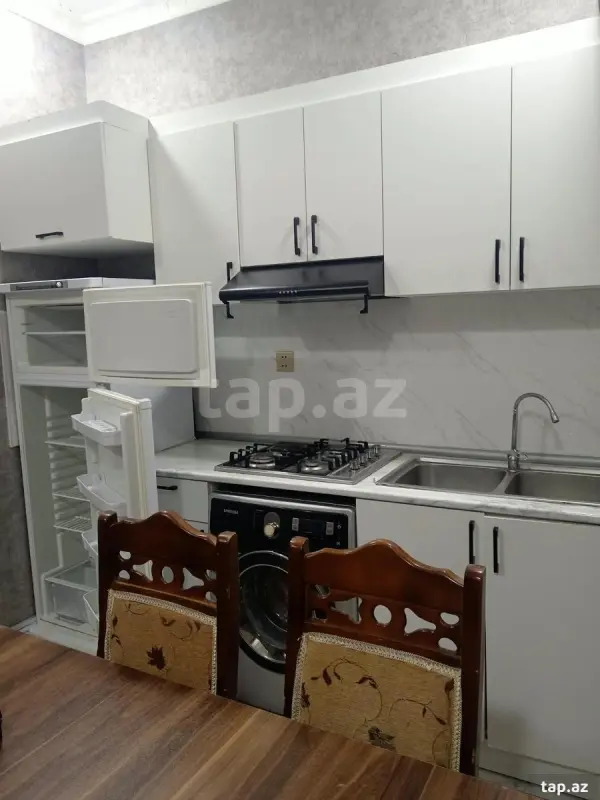 Kirayə verilir 3 otaqlı yeni tikili 70 m²