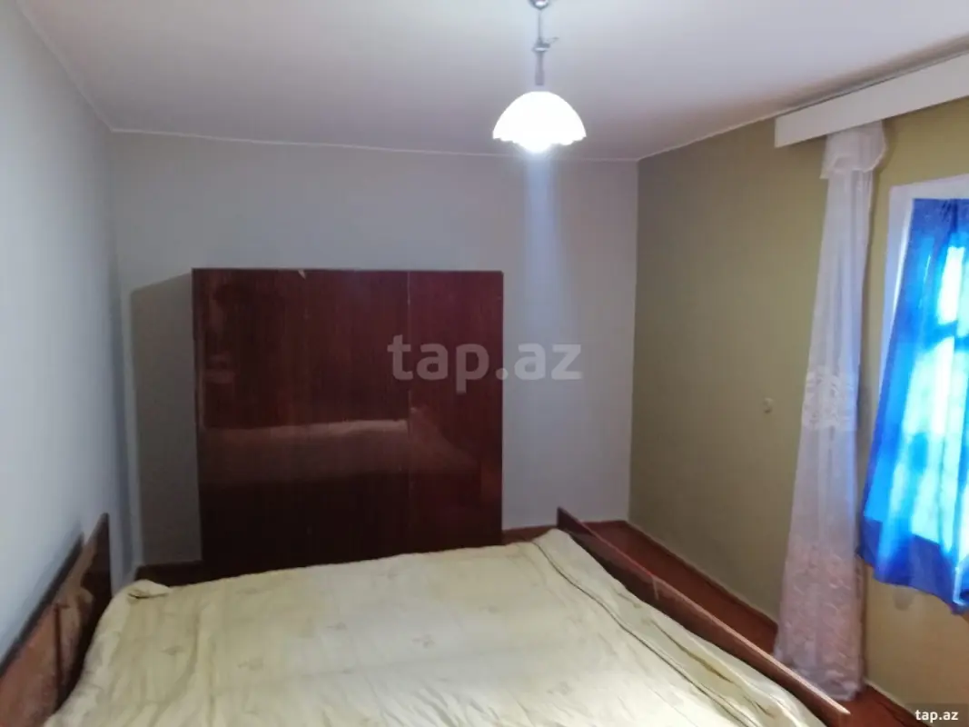 Satılır 2 otaqlı həyət evi 80 m²