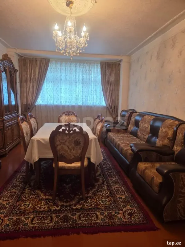 Kirayə verilir 5 otaqlı mənzil 120 m²