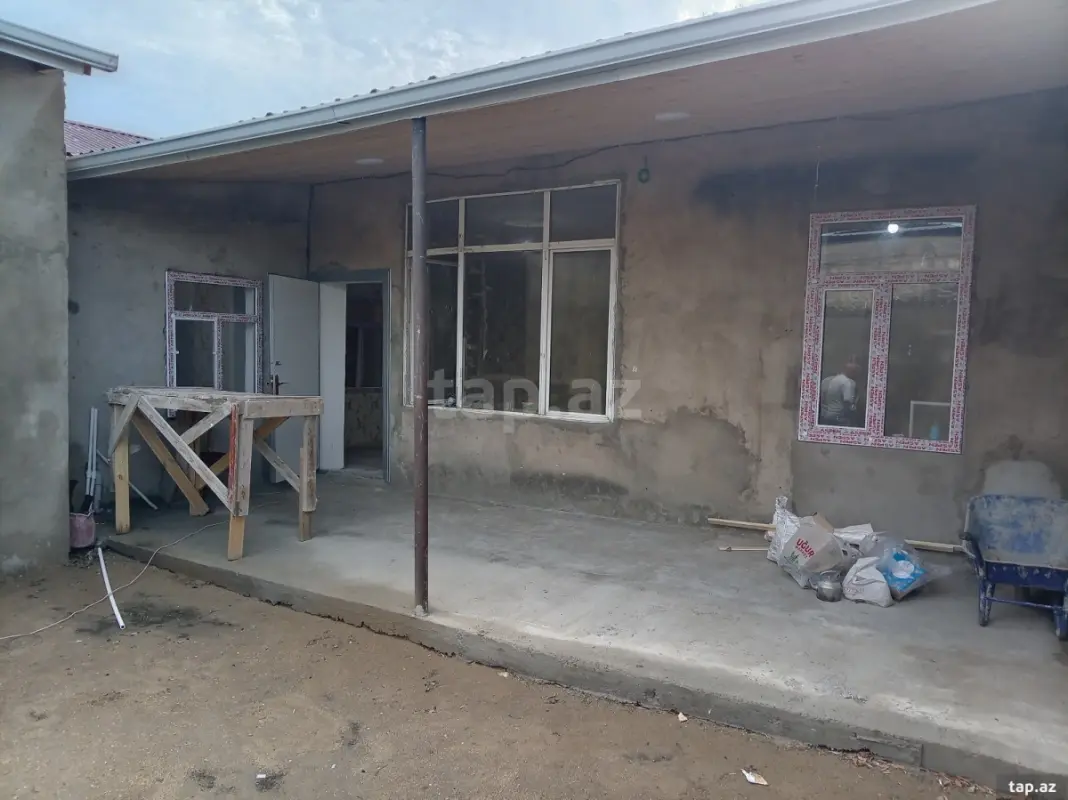 Satılır 3 otaqlı həyət evi 75 m²