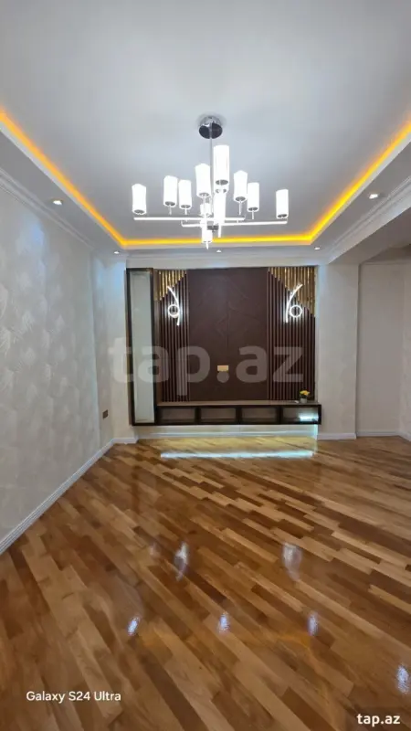 Satılır 3 otaqlı yeni tikili 110 m²