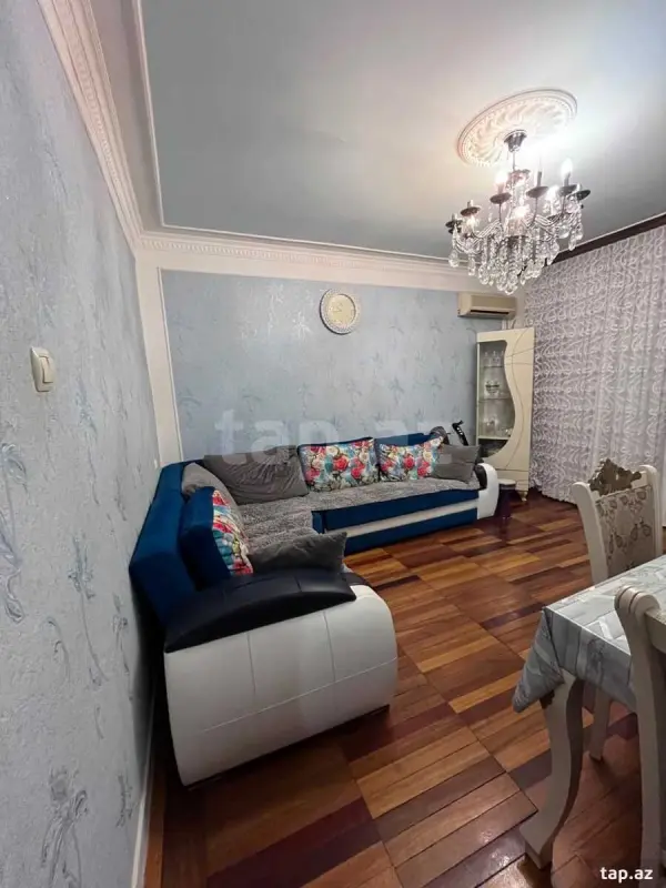 Satılır 2 otaqlı mənzil 52 m²