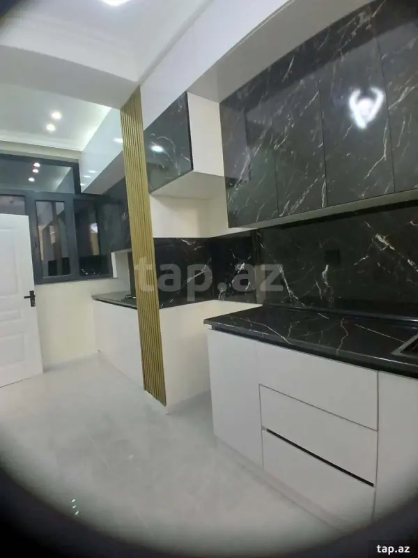 Satılır 3 otaqlı yeni tikili 73 m²