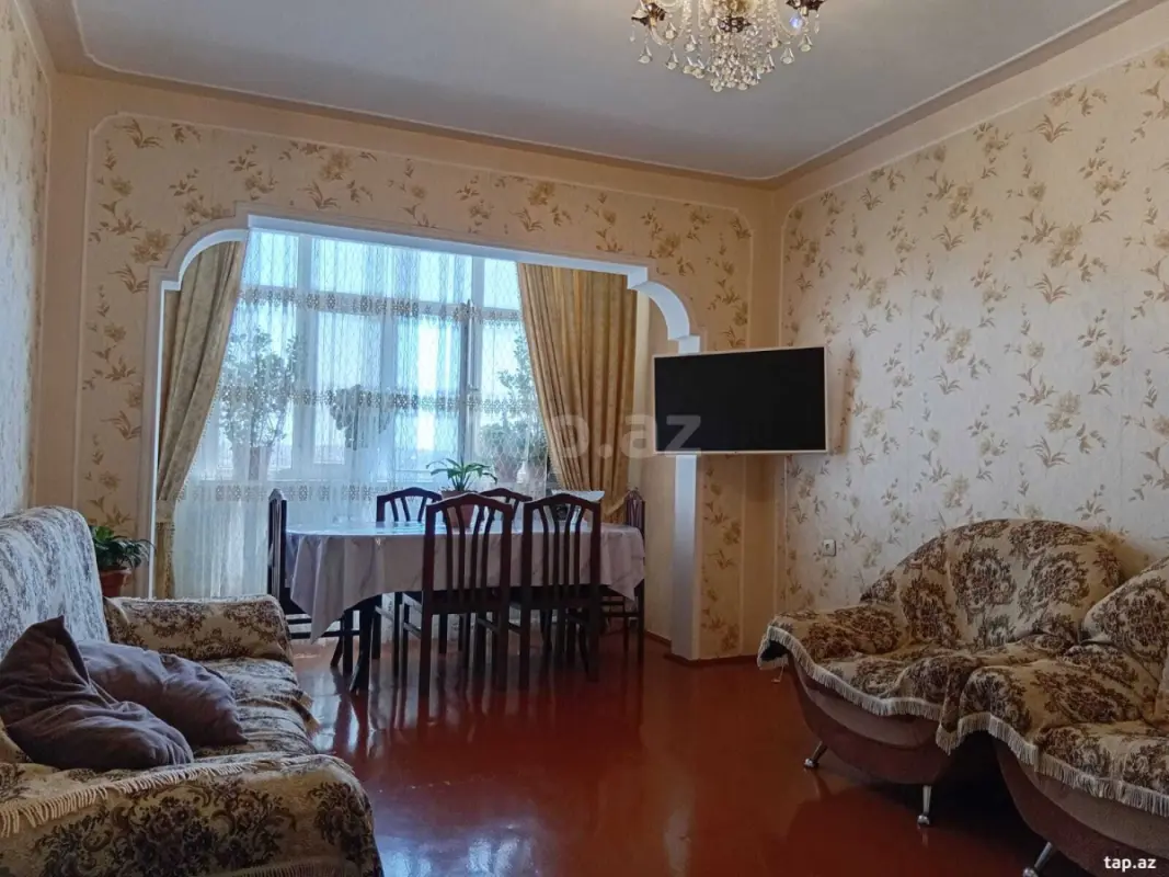 Satılır 5 otaqlı mənzil 105 m²