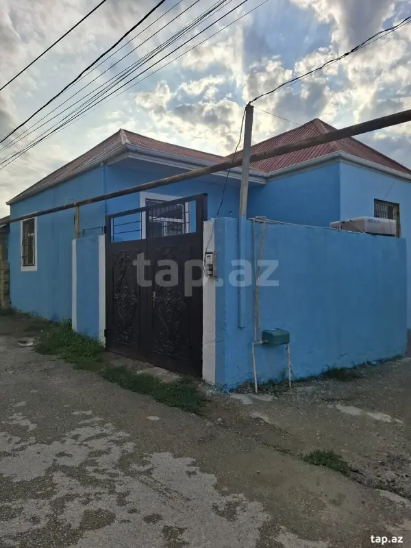 Satılır 3 otaqlı həyət evi 80 m²