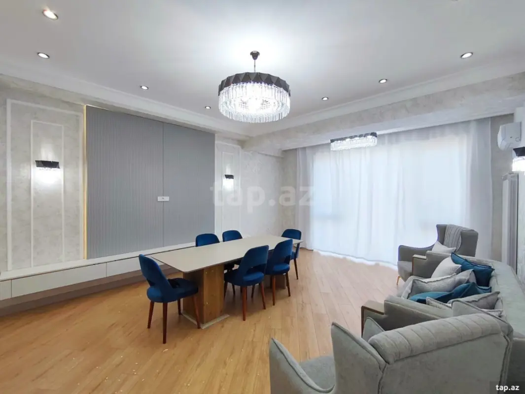 Kirayə verilir 3 otaqlı yeni tikili 136 m²