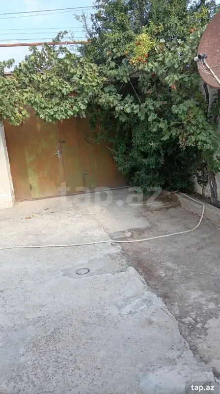 Satılır 4 otaqlı həyət evi 150 m²