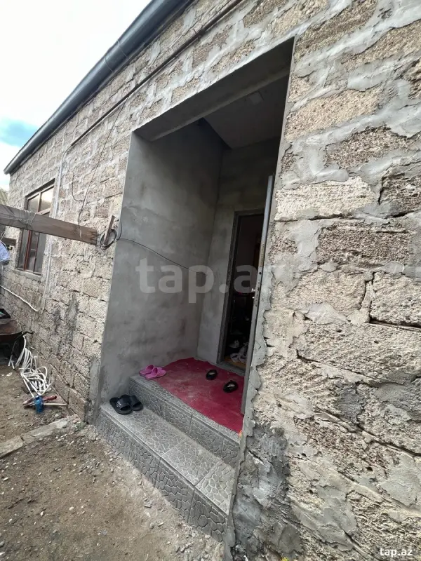Satılır 3 otaqlı həyət evi 70 m²