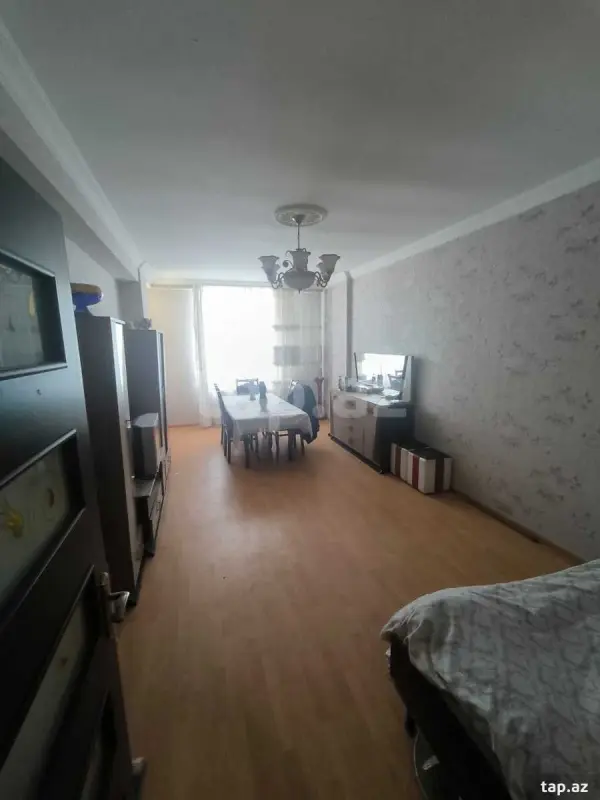Satılır 2 otaqlı yeni tikili 60 m²