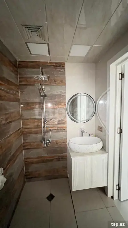 Kirayə verilir 3 otaqlı yeni tikili 90 m²