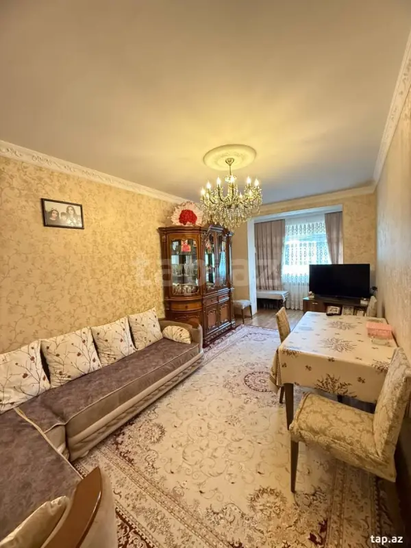Satılır 4 otaqlı mənzil 90 m²