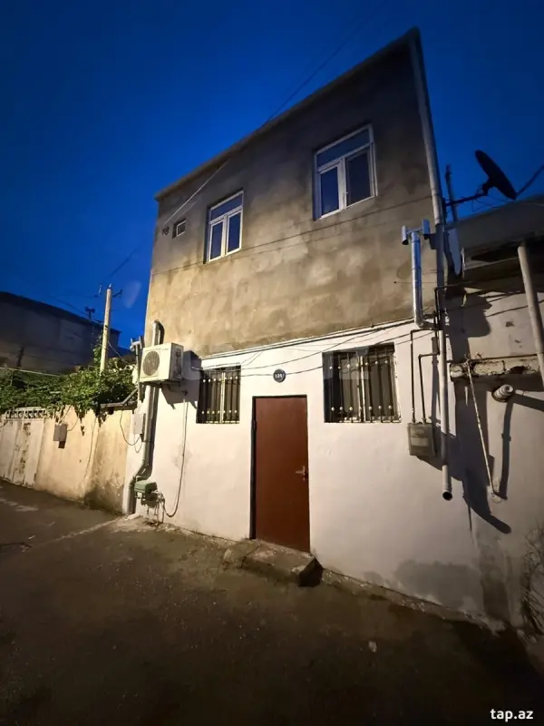 Satılır 6 otaqlı həyət evi 104 m²