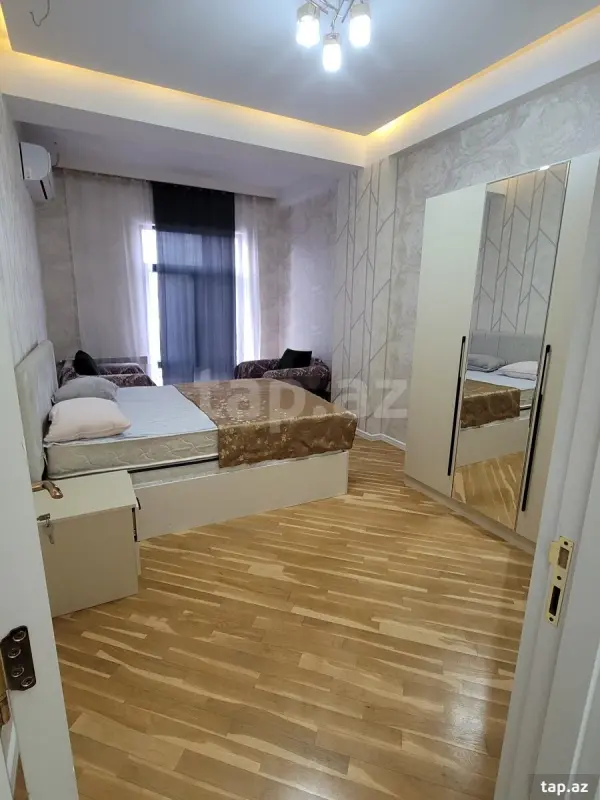 Kirayə verilir 2 otaqlı yeni tikili 70 m²