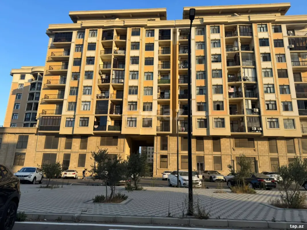 Satılır 3 otaqlı yeni tikili 116.5 m²